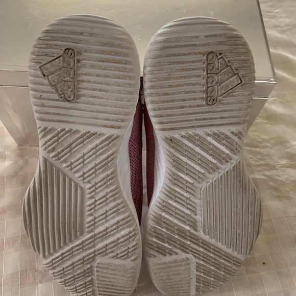 Adidas sneaker Shoes - Picture 7 of 8